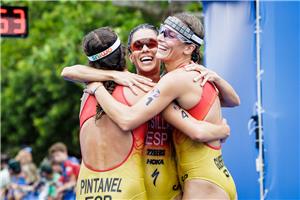 Éxito histórico para Aragón y España en la Copa del Mundo de Triatlón de Florianópolis (Brasil)