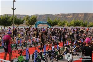 Usoa Ostolaza y Jordi Montraveta ganan el III Half Triatlón de Mequinenza, prueba de la Copa de España MD y LD