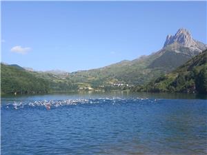 Marta Borbón y Fernando Zorrilla campeones de Aragón de triatlón sprint 2022