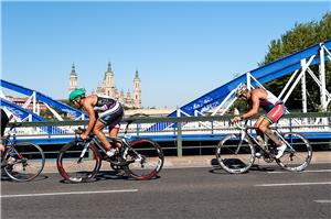 Este domingo se celebra el Triatlón Ibercaja Ciudad de Zaragoza