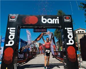 Jesús García y Ana Revilla campeones de Aragón de triatlón larga distancia