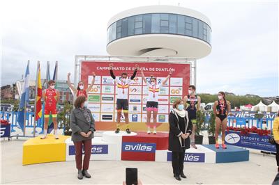 Fernando Zorrilla y Marta Pintanel se cuelgan el bronce en el nacional Elite de Duatlón