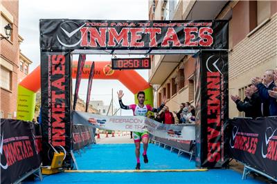 Gurutze Frades e Ibai Alba se imponen en el I Duatlón Larga Distancia de Híjar