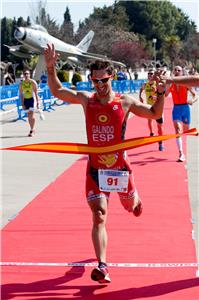 Daniel Galindo y Ana Revilla vencen 