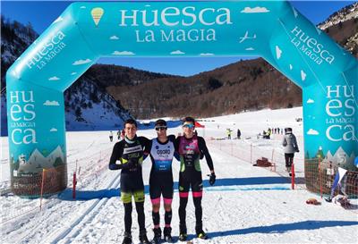 Enara Oronoz y Peio Osoro revalidan el título de campeones de España de Triatlón de Invierno