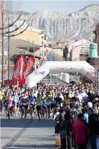 Felipe Muñoz y Ana Revilla vencen en el Duatlón Cros Solidario de Utebo