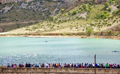 Arranca la temporada del triatlón aragonés en Mezalocha