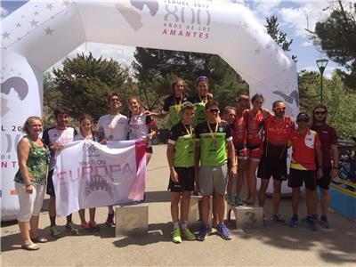 Stadium Casablanca - Almozara 2000 campeón de Aragón de Triatlón por relevos