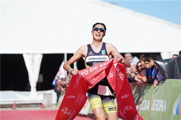Lucía Gracia oro e Izan Edo plata en el Campeonato de España de Duatlón Junior