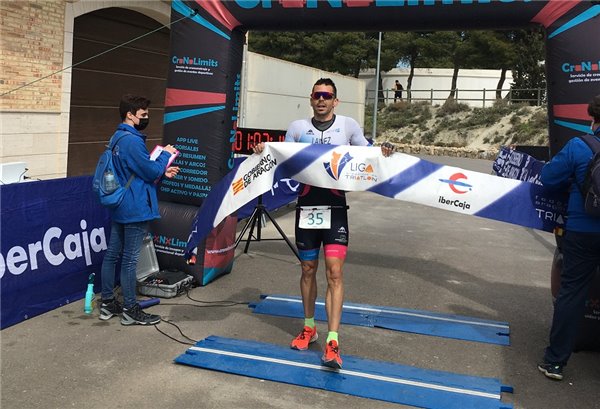 Adrián Laínez y Leticia Soria se adjudican la victoria en Tauste