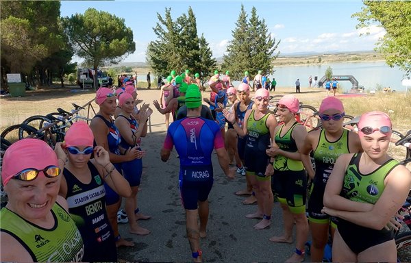 Susana Luaces y Pablo Capapé campeones de Aragón de Triatlón Supersprint 2023