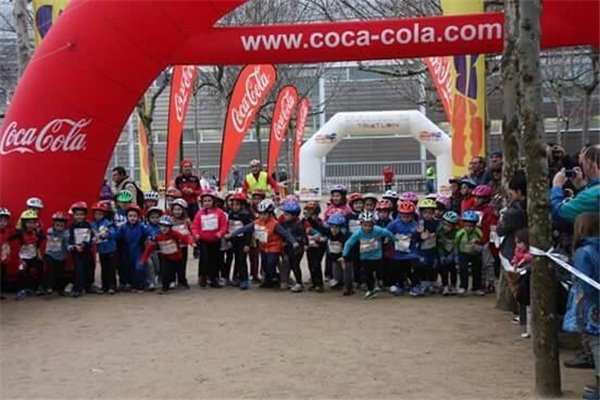 El VI Duatlon infantil de Utebo luce en un día nublado.