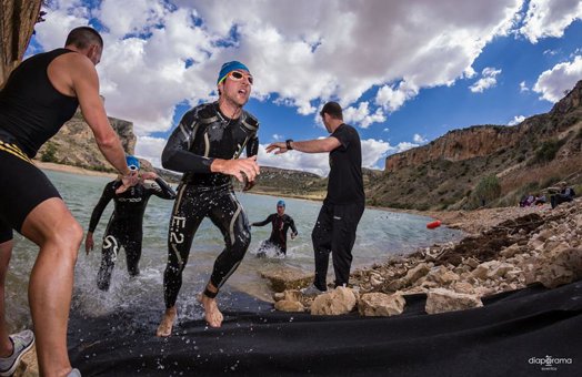 Arranca la temporada del triatlón aragonés en Mezalocha